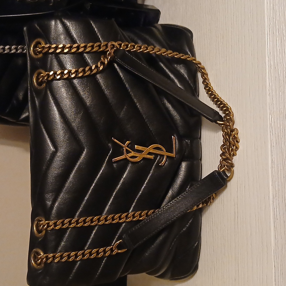 Yves Saint Laurent Black Leather Shoulder Bag with Gold Chain - Picture 8 of 8